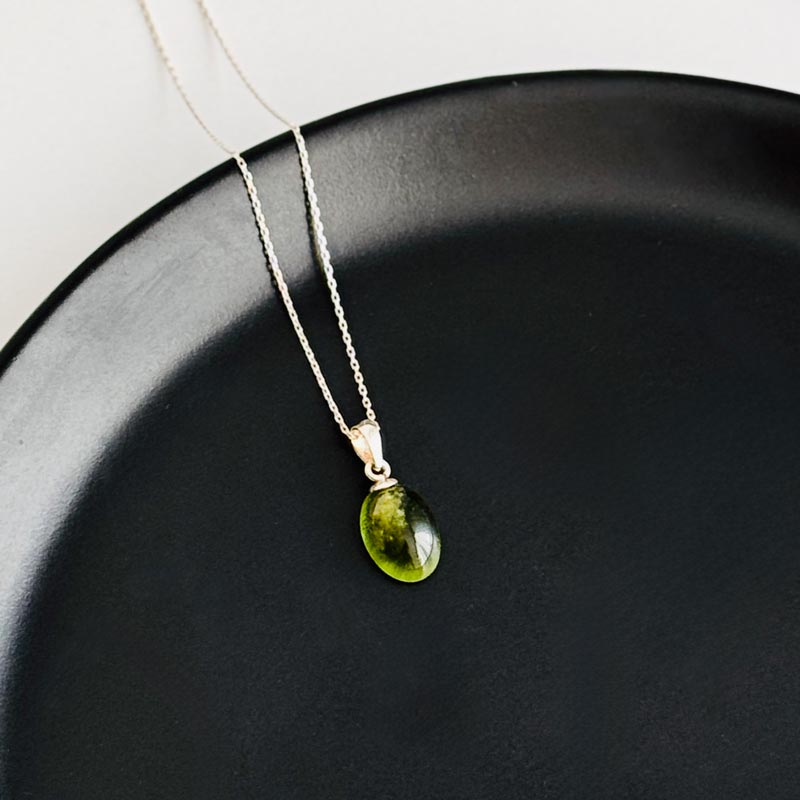 925 Silver Natural Peridot Stone Pendant