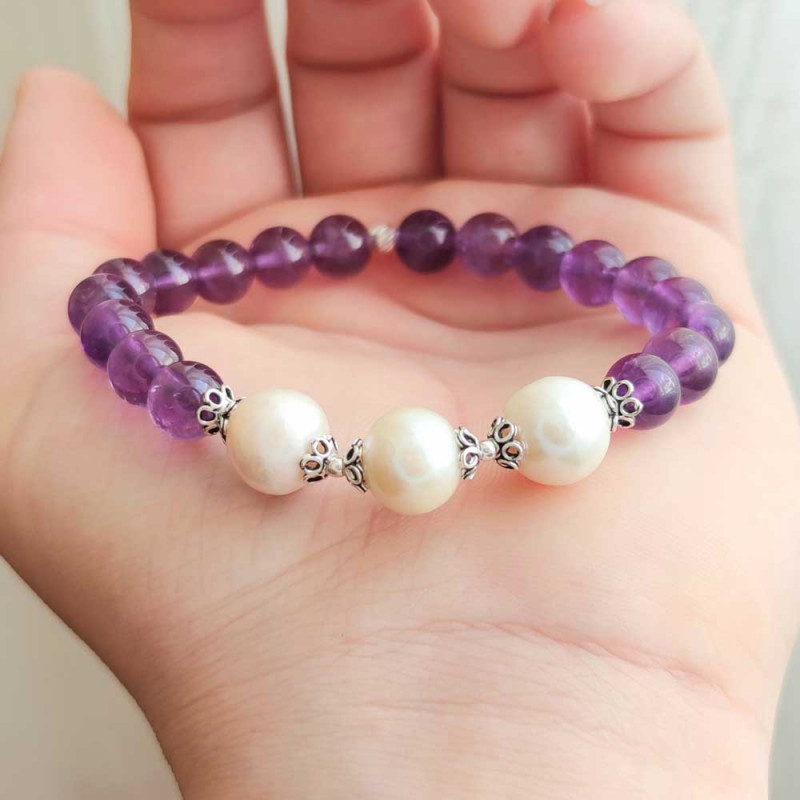 8mm Natural Amethyst Bracelet + Pearl