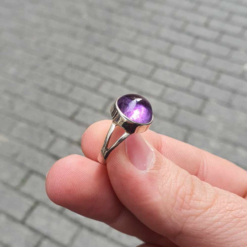 925 Silver Natural Amethyst Stone Ring - Circule Shape