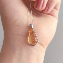 925 Sterling Silver Citrine Stone Pendant - Raw Shape