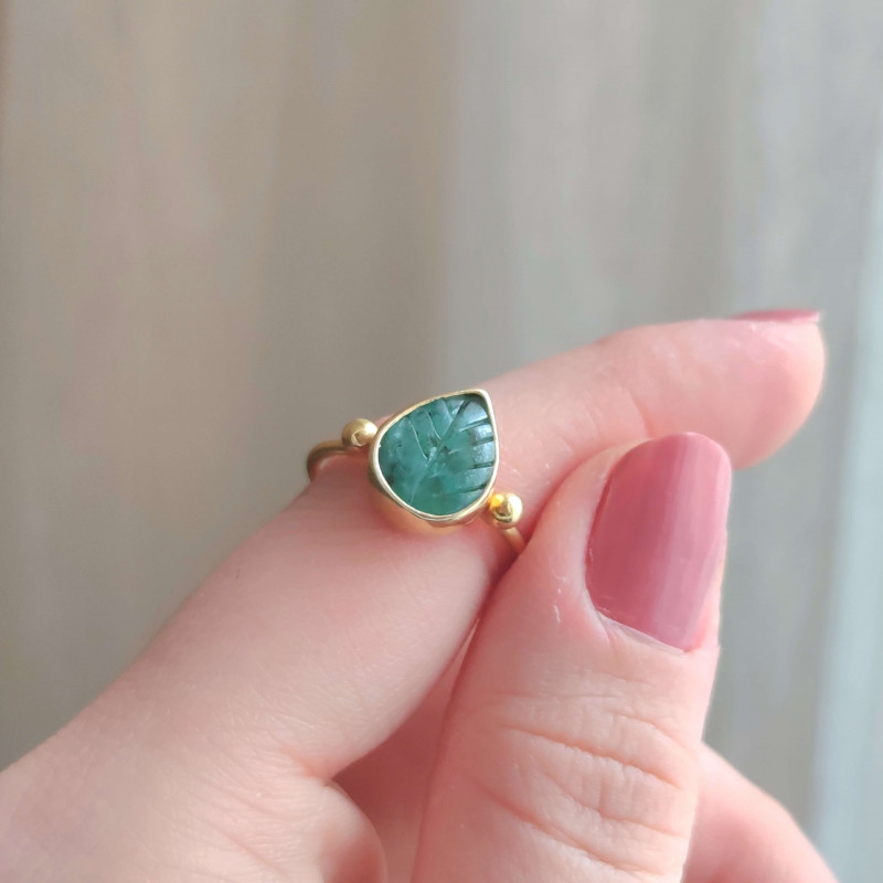 925 Silver Rare Emerald Stone Ring