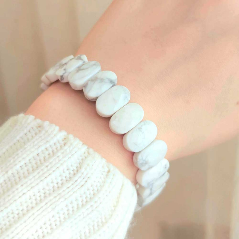 Natural Howlite Stone Bracelet - Special Cut