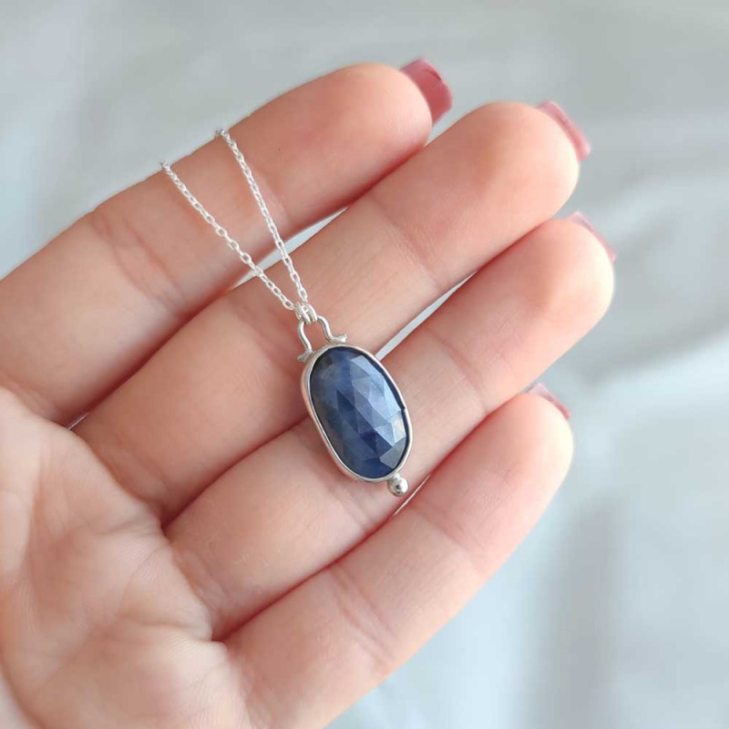 925 Sterling Silver Blue Sapphire stone Necklace